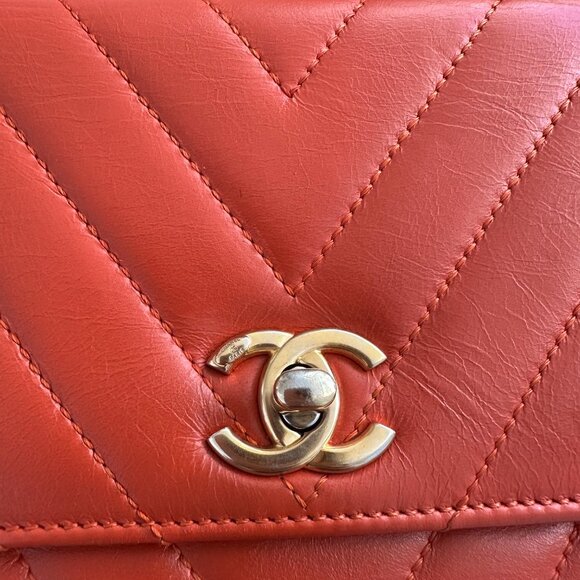 Chanel Small Coco Top Handle Chevron Quilted Flap Calfskin Red Orange/Gold Hrdwr - Picture 2 of 15
